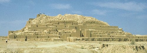 ziggurat peninggalan peradaban mesopotamia