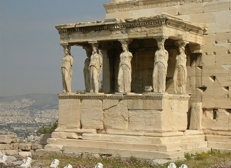 Kuil Erechteion peninggalan peradaban yunani kuno